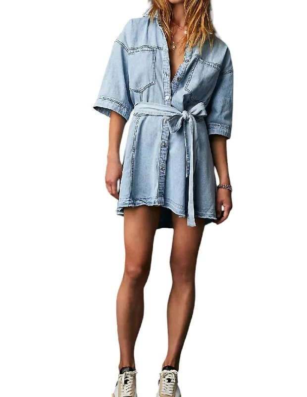 Jenny Denim Tunic Top In Light Indigo Combo