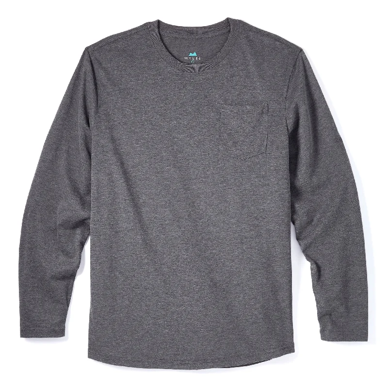 Everyday Long Sleeve Tee with Pocket in Heather Black